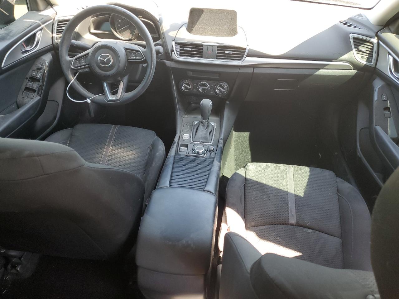 Photo 7 VIN: 3MZBN1U79HM154834 - MAZDA 3 