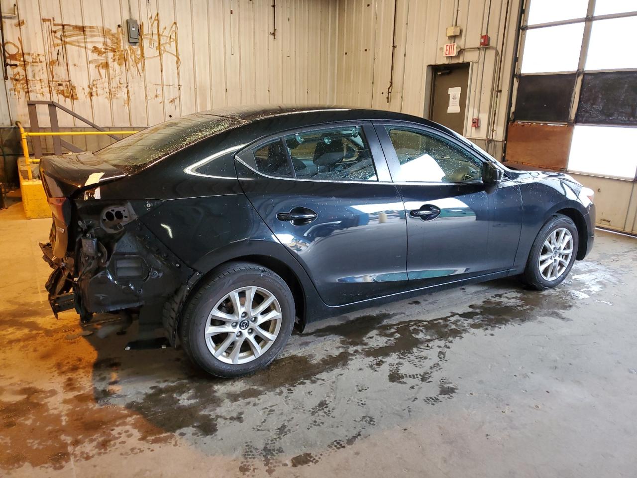 Photo 2 VIN: 3MZBN1U79JM220644 - MAZDA 3 