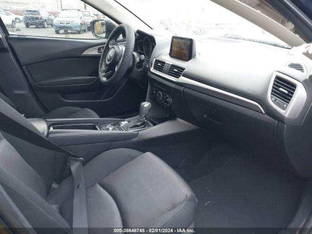 Photo 4 VIN: 3MZBN1U7XHM104704 - MAZDA MAZDA3 