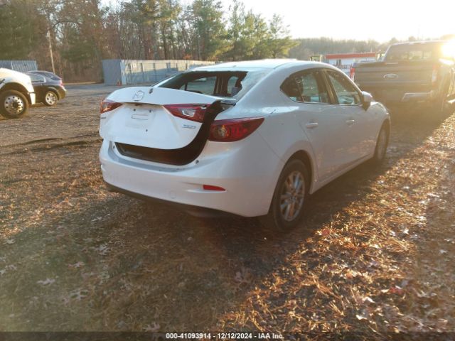 Photo 3 VIN: 3MZBN1U7XHM108395 - MAZDA MAZDA3 