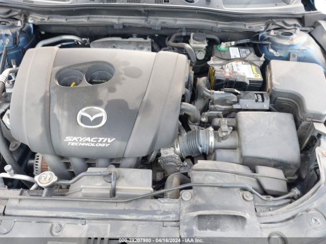 Photo 9 VIN: 3MZBN1U7XHM132034 - MAZDA 3 