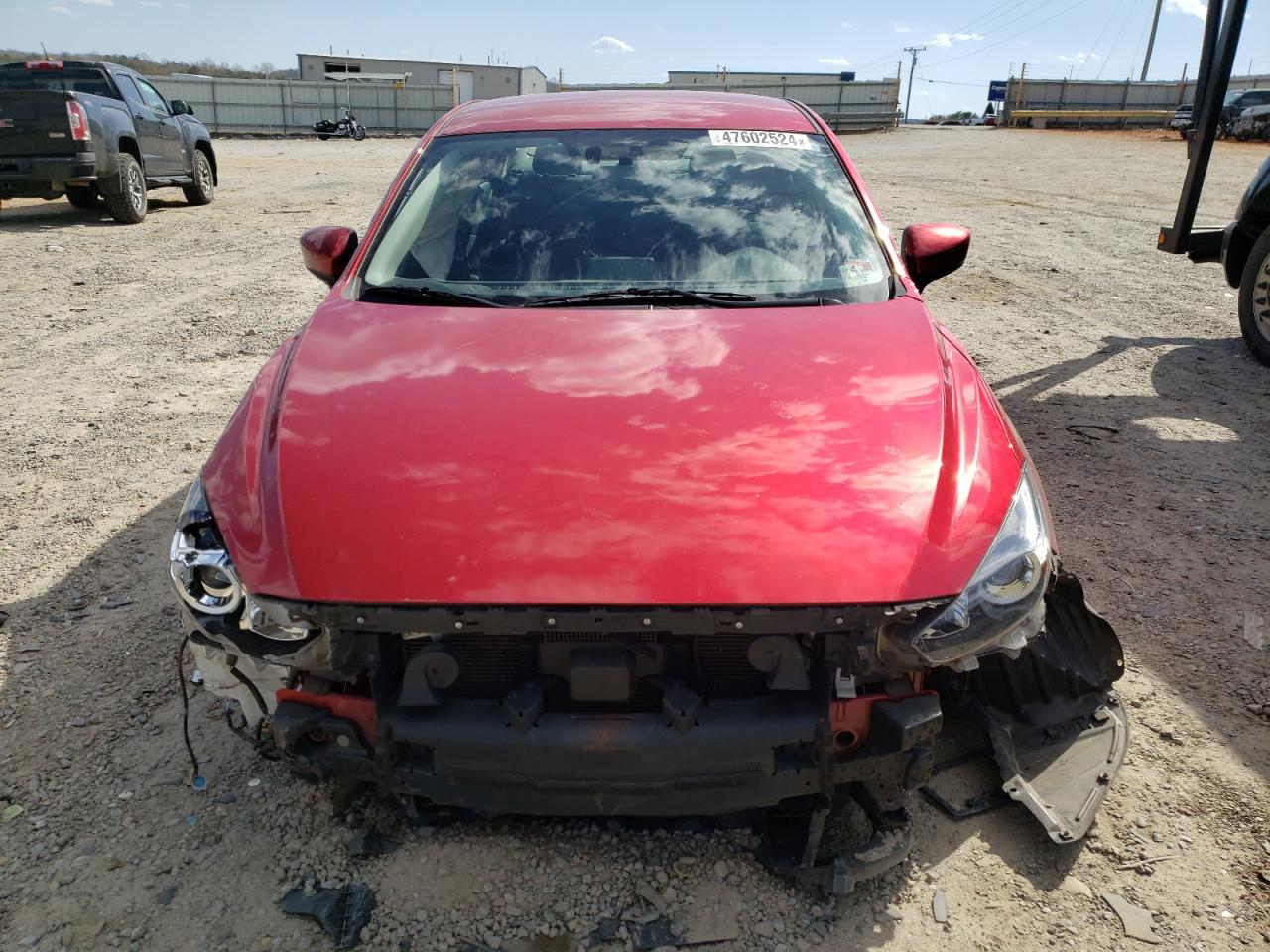 Photo 4 VIN: 3MZBN1U7XHM133149 - MAZDA 3 