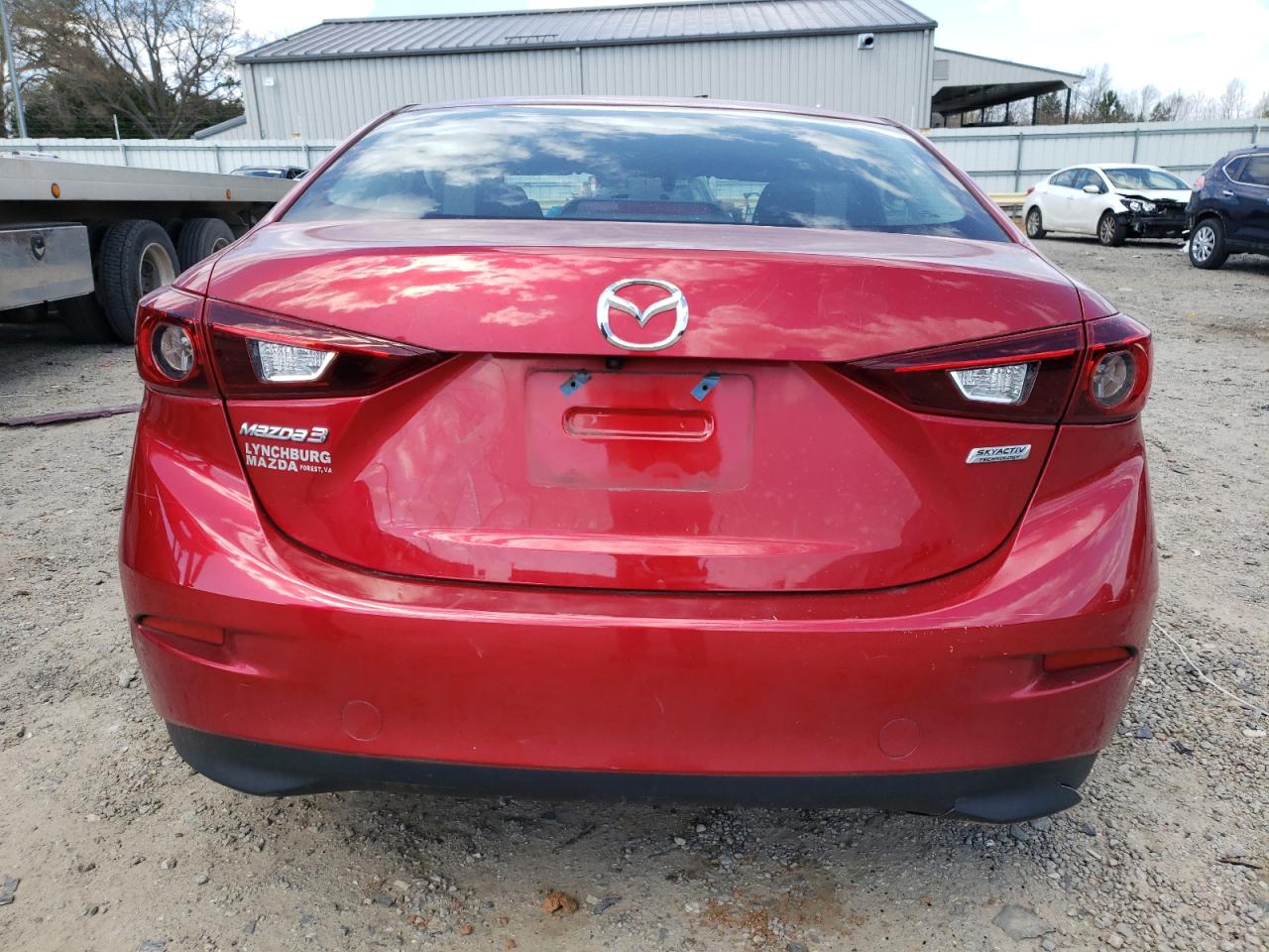 Photo 5 VIN: 3MZBN1U7XHM133149 - MAZDA 3 