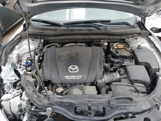 Photo 6 VIN: 3MZBN1U7XHM145334 - MAZDA 3 