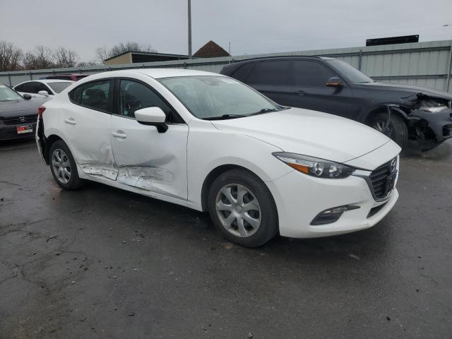 Photo 3 VIN: 3MZBN1U7XJM161765 - MAZDA 3 SPORT 