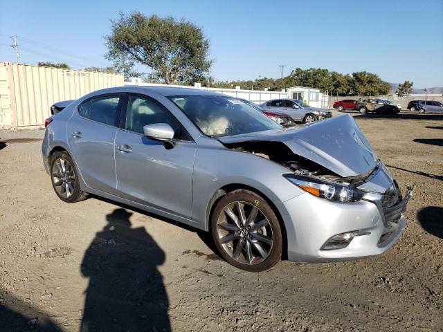 Photo 3 VIN: 3MZBN1V30JM205820 - MAZDA 3 TOURING 