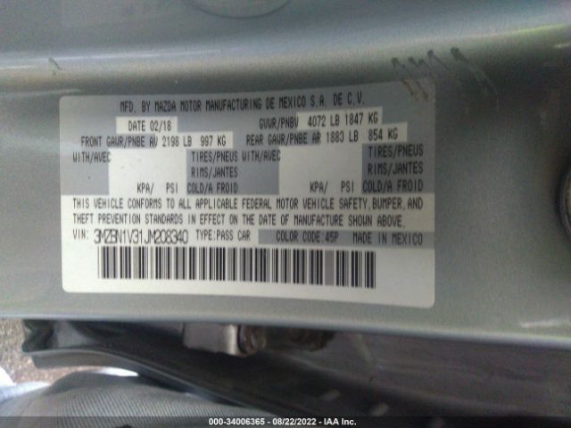 Photo 8 VIN: 3MZBN1V31JM208340 - MAZDA 3 4-DOOR 