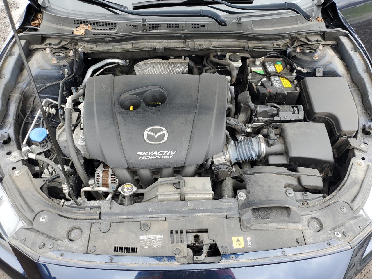 Photo 10 VIN: 3MZBN1V32JM168690 - MAZDA 3 