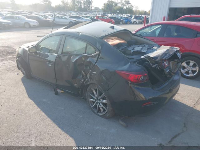 Photo 2 VIN: 3MZBN1V32JM175008 - MAZDA MAZDA3 