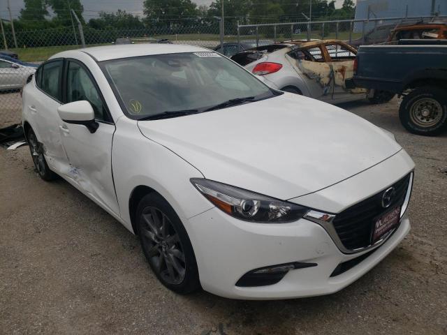 Photo 3 VIN: 3MZBN1V32JM215569 - MAZDA 3 TOURING 