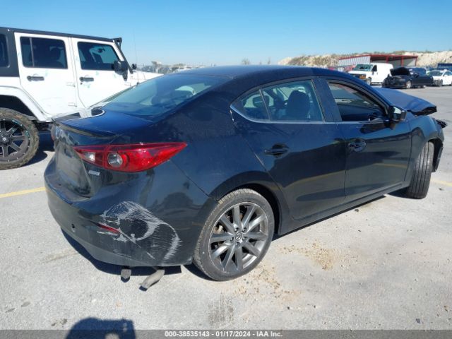 Photo 3 VIN: 3MZBN1V33JM182808 - MAZDA 3 