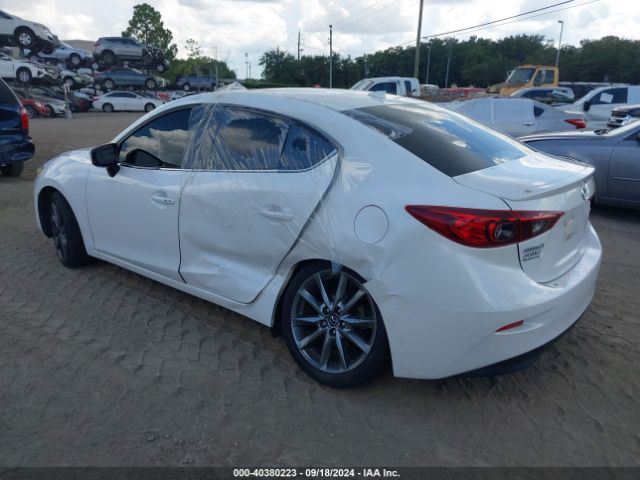 Photo 2 VIN: 3MZBN1V33JM229738 - MAZDA MAZDA3 