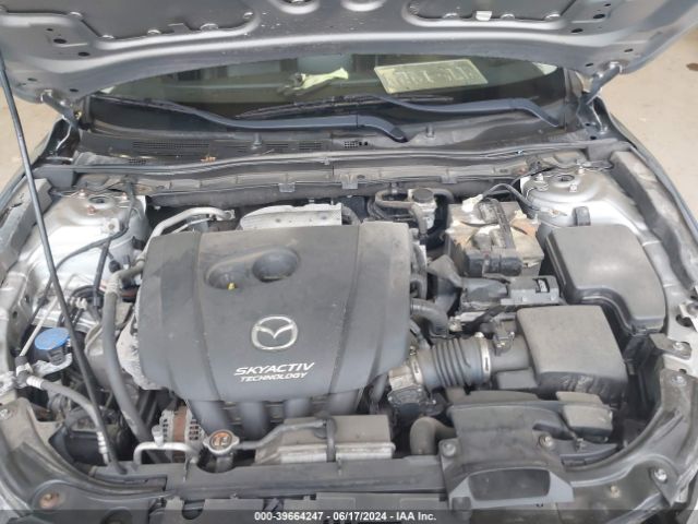 Photo 9 VIN: 3MZBN1V34JM179836 - MAZDA MAZDA3 