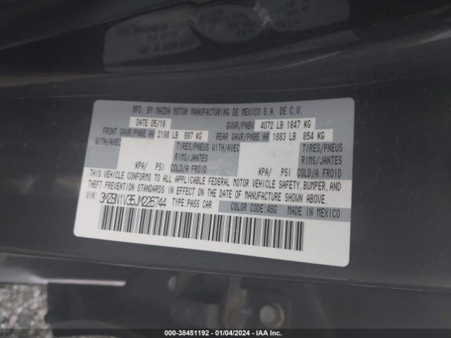 Photo 8 VIN: 3MZBN1V35JM226744 - MAZDA MAZDA3 