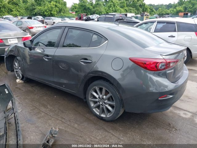 Photo 2 VIN: 3MZBN1V35JM255869 - MAZDA MAZDA3 