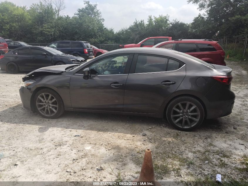 Photo 13 VIN: 3MZBN1V36JM189980 - MAZDA 3 