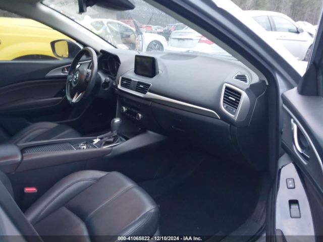 Photo 4 VIN: 3MZBN1V36JM217566 - MAZDA MAZDA3 