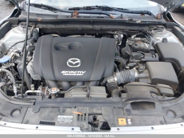 Photo 9 VIN: 3MZBN1V36JM217566 - MAZDA MAZDA3 