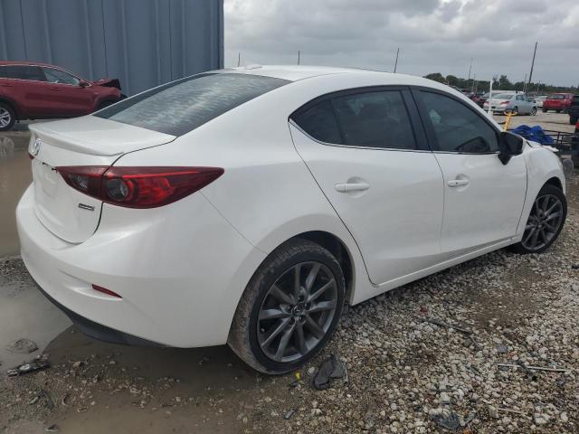 Photo 2 VIN: 3MZBN1V36JM255976 - MAZDA 3 TOURING 