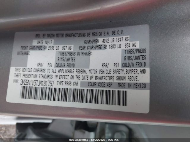 Photo 8 VIN: 3MZBN1V37JM181757 - MAZDA MAZDA3 