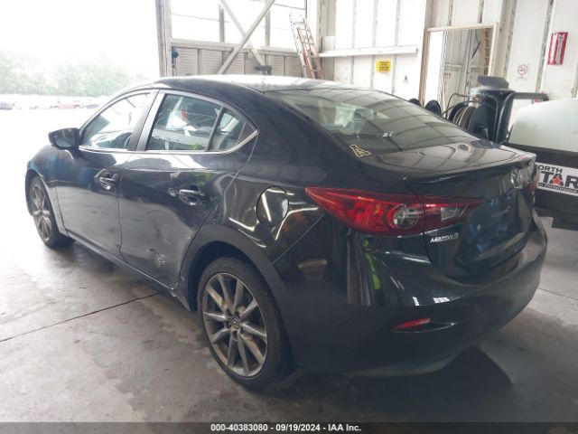 Photo 2 VIN: 3MZBN1V37JM255243 - MAZDA MAZDA3 