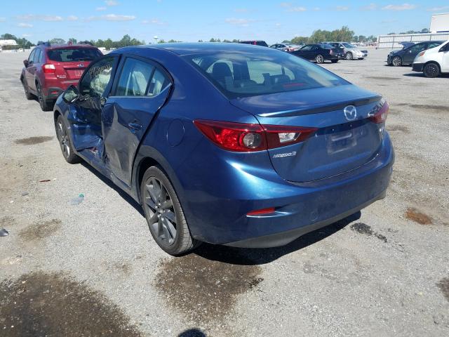 Photo 2 VIN: 3MZBN1V37JM267599 - MAZDA 3 