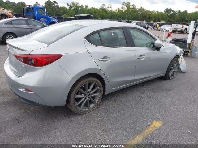 Photo 3 VIN: 3MZBN1V38JM182478 - MAZDA MAZDA3 