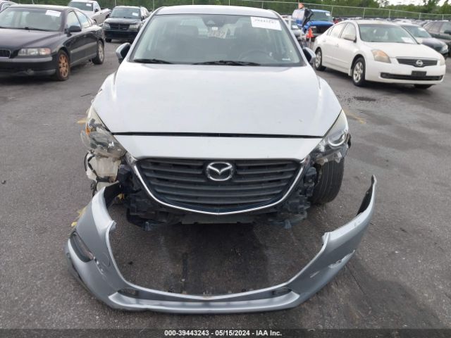 Photo 5 VIN: 3MZBN1V38JM182478 - MAZDA MAZDA3 