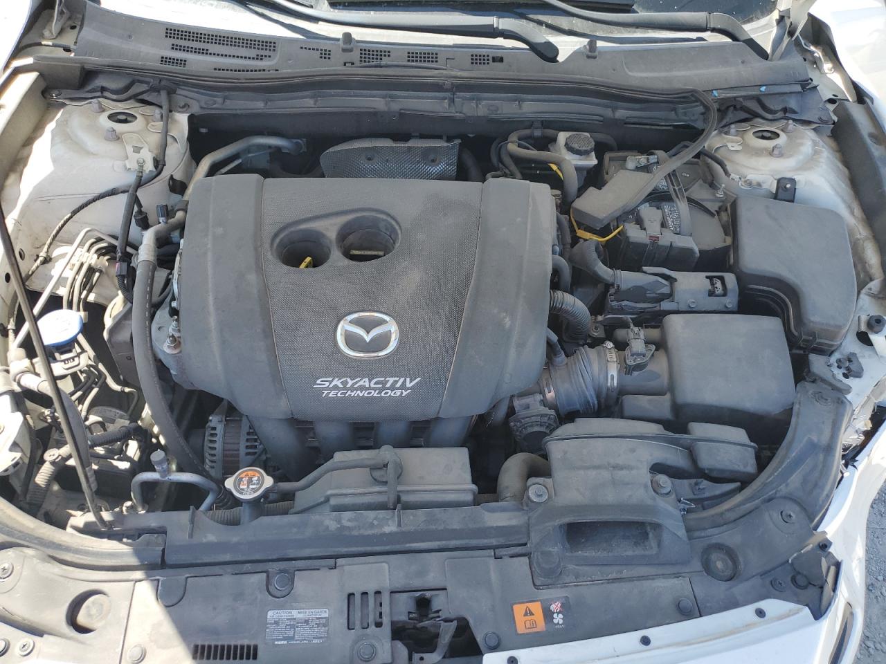 Photo 10 VIN: 3MZBN1V38JM215978 - MAZDA 3 