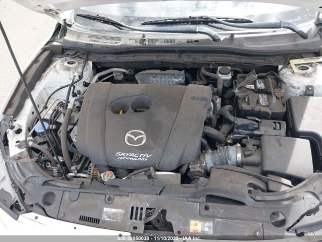 Photo 9 VIN: 3MZBN1V38JM251444 - MAZDA MAZDA3 