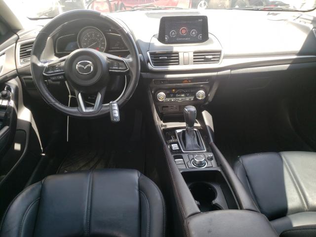 Photo 8 VIN: 3MZBN1V3XJM198648 - MAZDA 3 