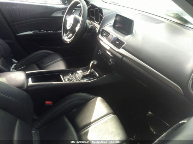 Photo 4 VIN: 3MZBN1V70HM137385 - MAZDA 3 4-DOOR 