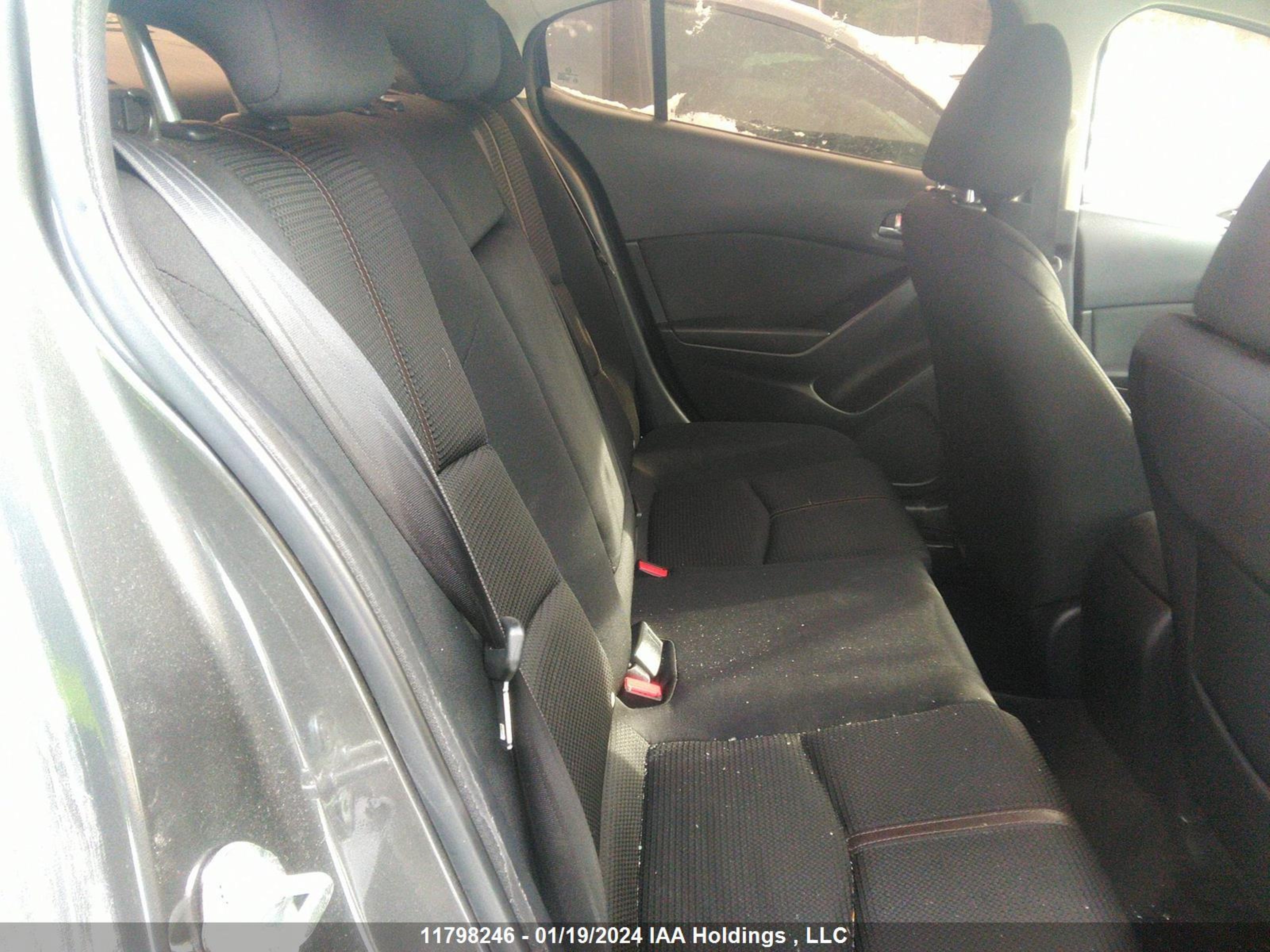 Photo 7 VIN: 3MZBN1V70JM229036 - MAZDA 3 