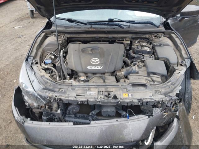 Photo 9 VIN: 3MZBN1V72HM111175 - MAZDA MAZDA3 