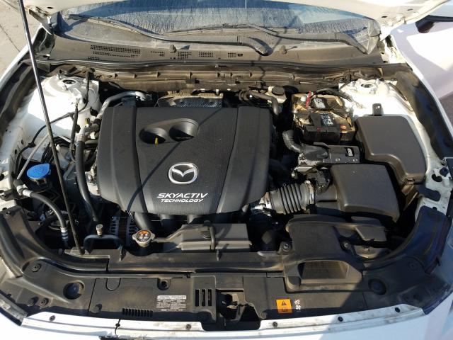 Photo 6 VIN: 3MZBN1V73HM125201 - MAZDA 3 