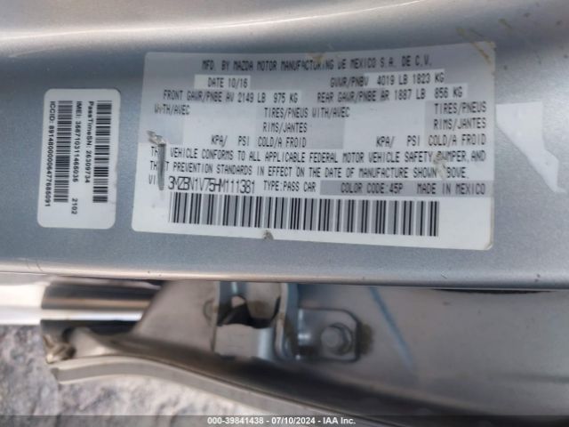 Photo 8 VIN: 3MZBN1V75HM111381 - MAZDA MAZDA3 