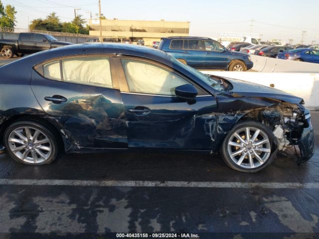 Photo 5 VIN: 3MZBN1V77HM151655 - MAZDA MAZDA3 