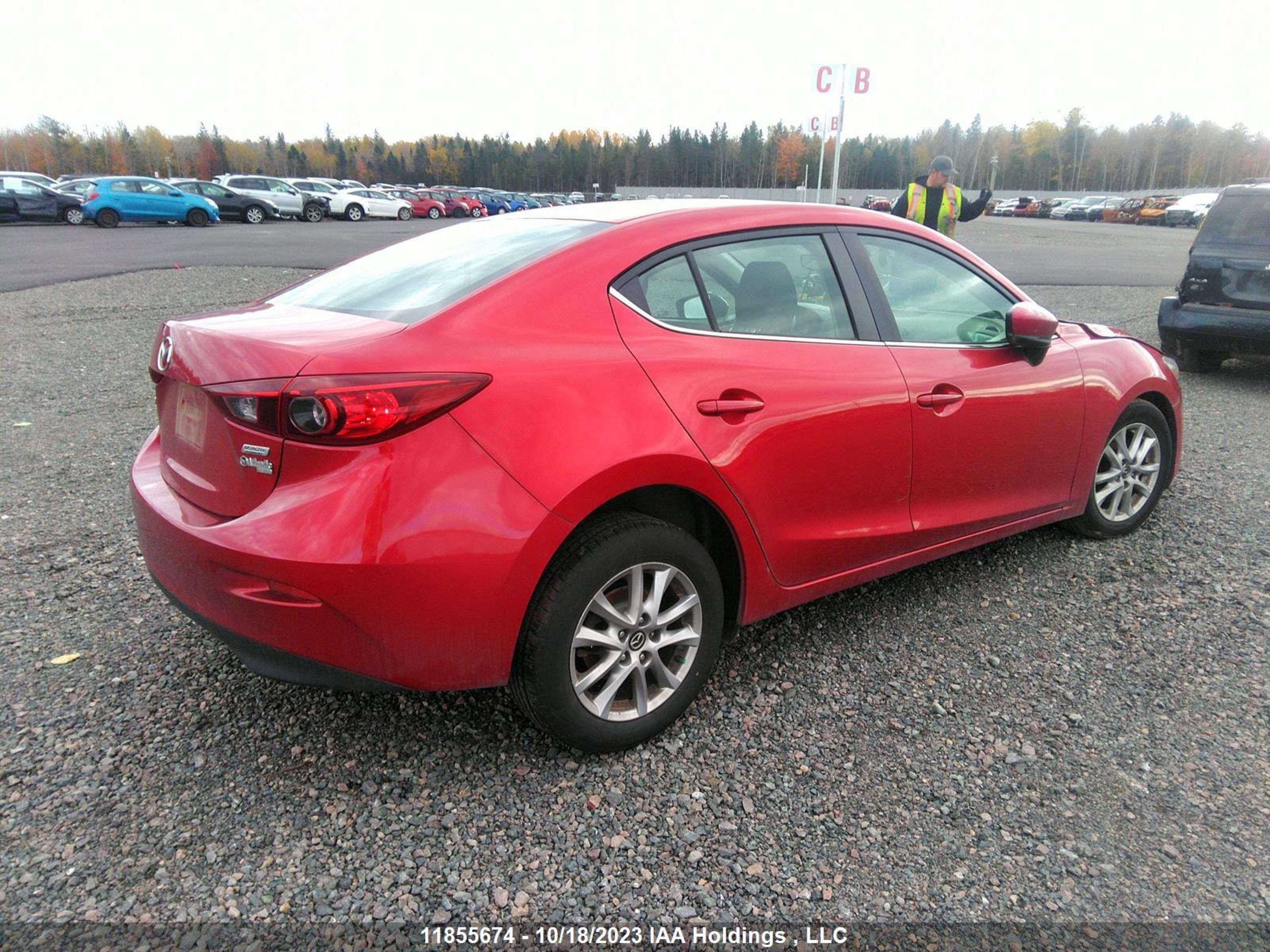 Photo 3 VIN: 3MZBN1V77JM253415 - MAZDA 3 