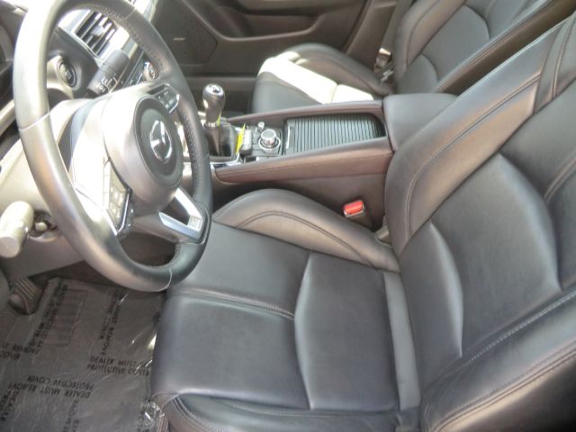 Photo 8 VIN: 3MZBN1V78HM121175 - MAZDA 3 4-DOOR 