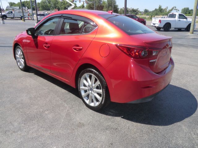 Photo 4 VIN: 3MZBN1V78HM121175 - MAZDA 3 4-DOOR 