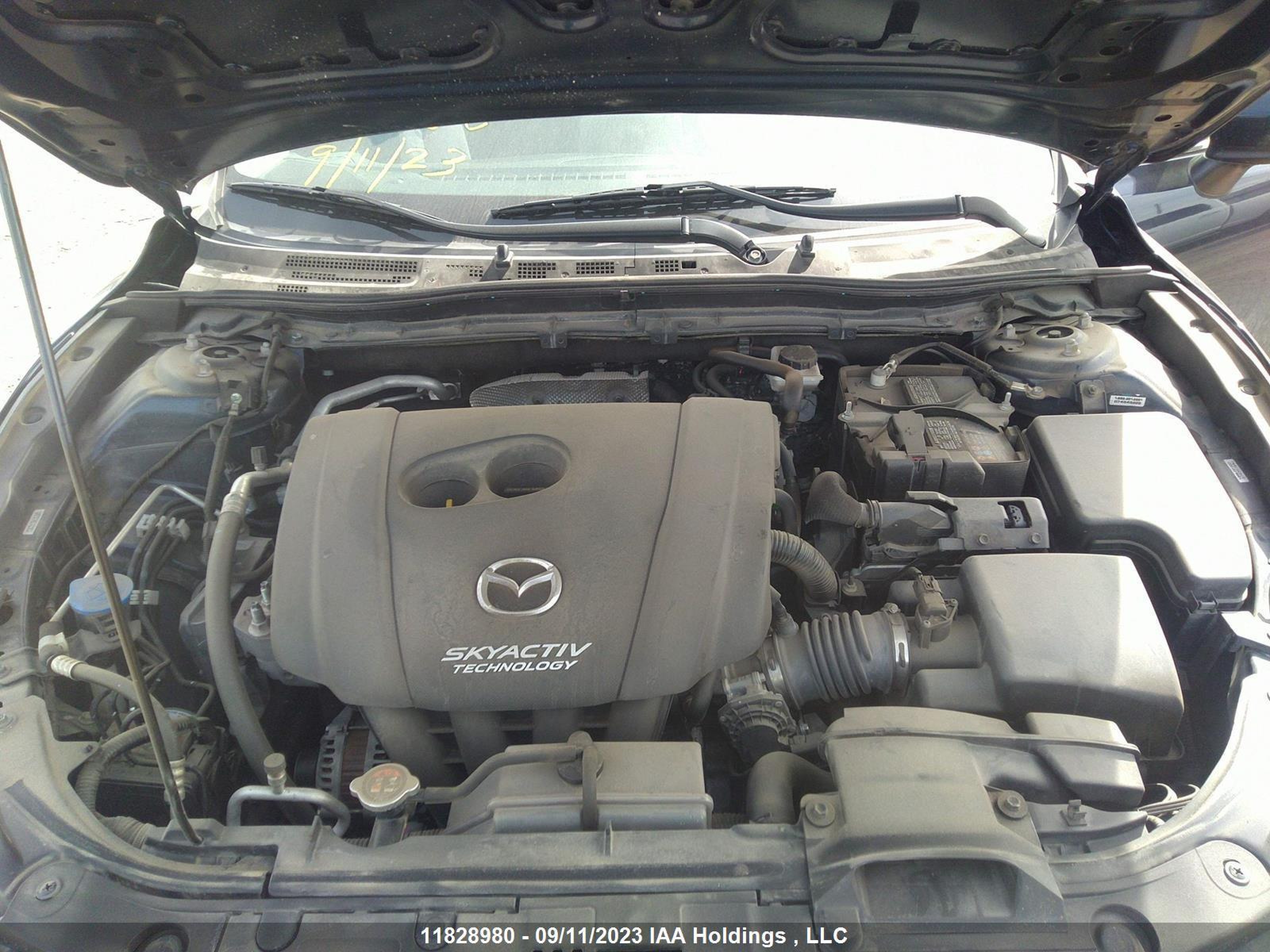 Photo 9 VIN: 3MZBN1V78JM233223 - MAZDA 3 