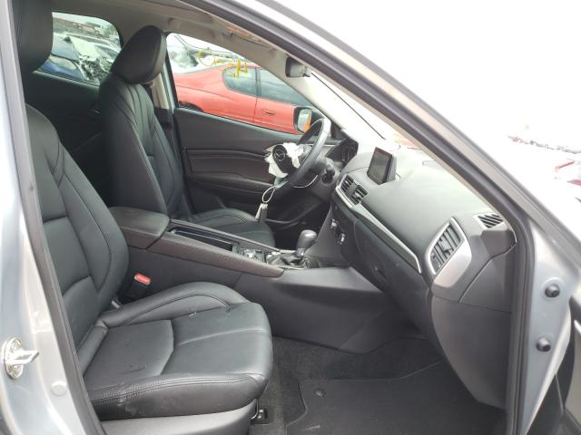 Photo 4 VIN: 3MZBN1V79HM135599 - MAZDA 3 