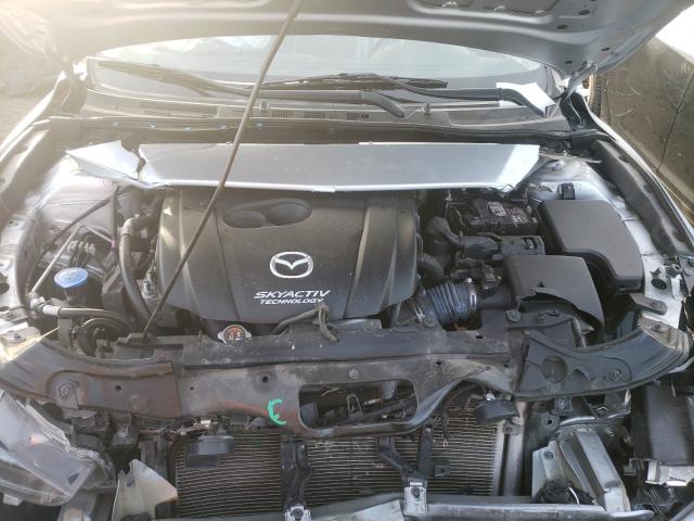 Photo 6 VIN: 3MZBN1V7XHM115832 - MAZDA 3 