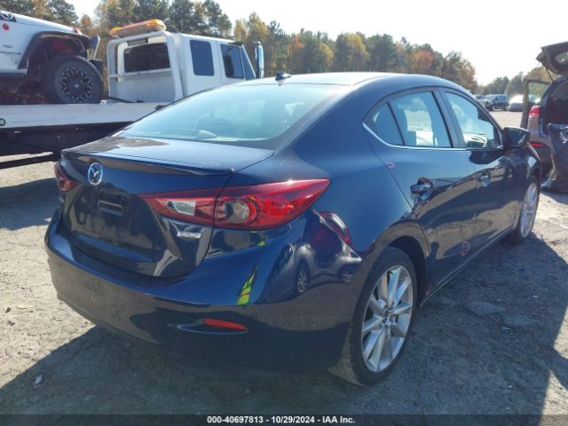 Photo 3 VIN: 3MZBN1V7XHM123168 - MAZDA MAZDA3 