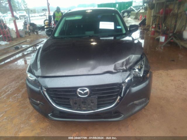 Photo 5 VIN: 3MZBN1V7XHM127320 - MAZDA MAZDA3 