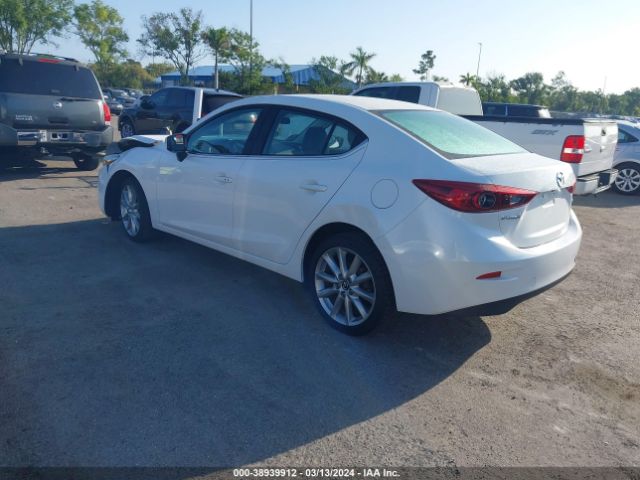 Photo 2 VIN: 3MZBN1V7XHM135529 - MAZDA MAZDA3 