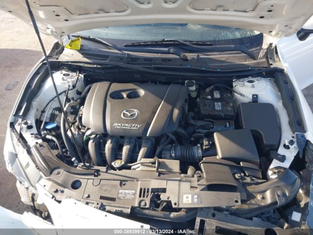 Photo 9 VIN: 3MZBN1V7XHM135529 - MAZDA MAZDA3 