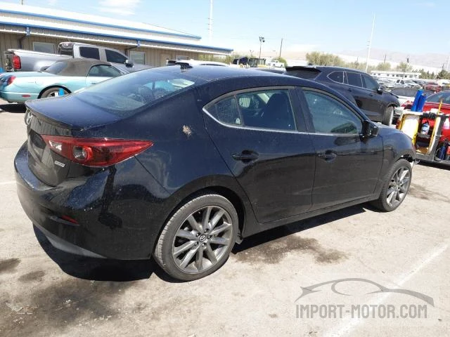 Photo 2 VIN: 3MZBN1W30JM205637 - MAZDA 3 