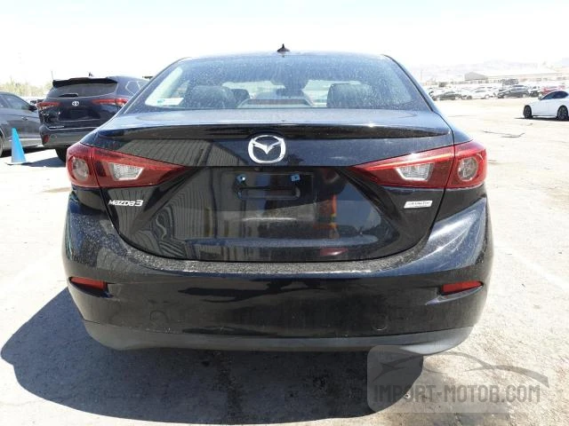 Photo 5 VIN: 3MZBN1W30JM205637 - MAZDA 3 