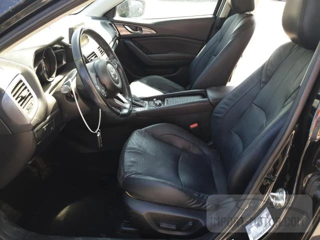 Photo 6 VIN: 3MZBN1W30JM205637 - MAZDA 3 